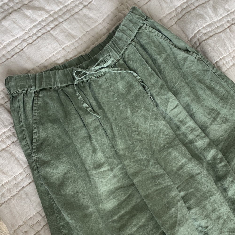 MUJI Olive Green 100% Linen Wide Leg Cropped Pants
